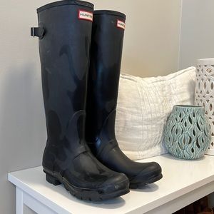 Hunter Boots w/ adjustable calf